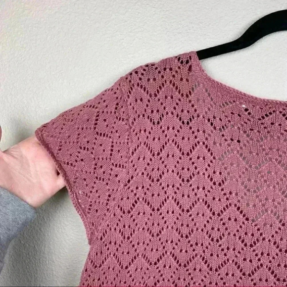 AXCESS Crochet Knit Top - Picture 11 of 12